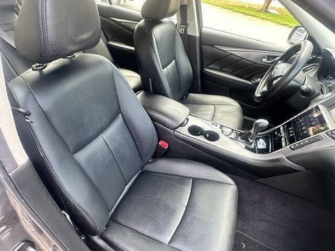 Used 2016 INFINITI Q50 Premium RWD image 14