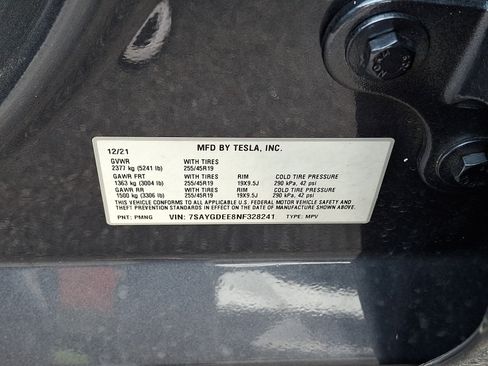 Used 2022 Tesla Model Y Long Range AWD/4WD image 27