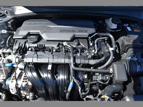 New 2026 Hyundai Elantra SE image 8