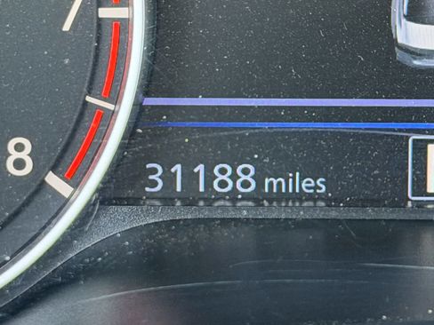 Used 2025 Nissan Altima 2.5 SV FWD image 7