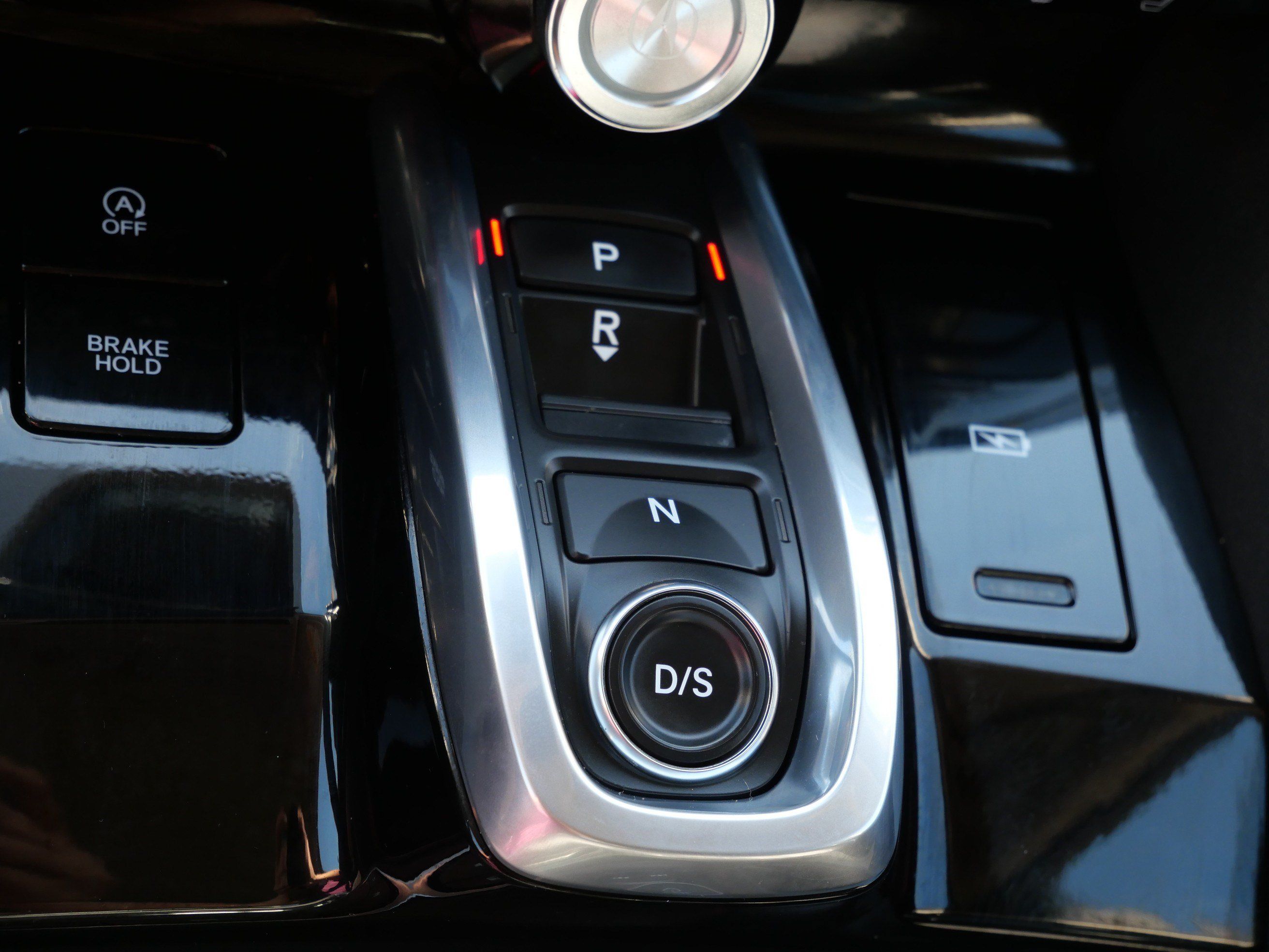 Used 2022 Acura MDX w/ Technology Package AWD/4WD image 5