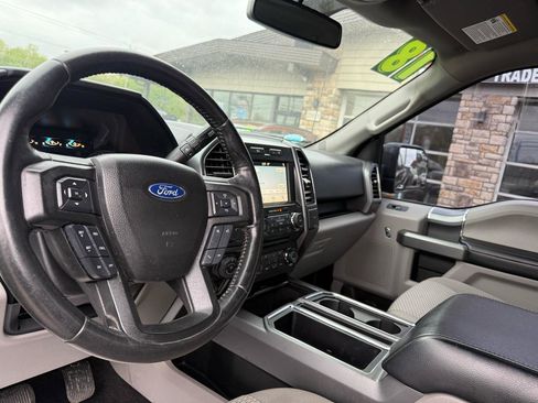 Used 2018 Ford F150 XLT w/ Equipment Group 302A Luxury AWD/4WD image 12