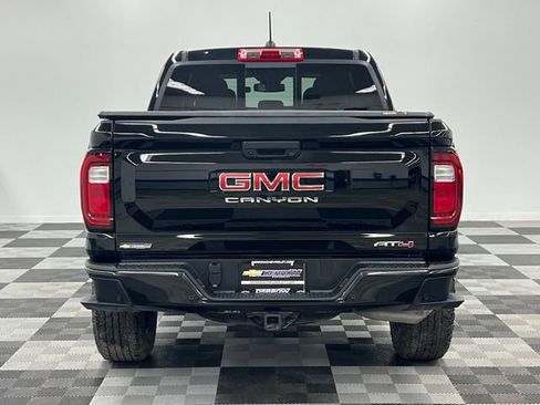 Used 2025 GMC Canyon AT4 AWD/4WD image 8