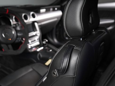 Used 2018 Ford Mustang GT Premium w/ Black Accent Package RWD image 94