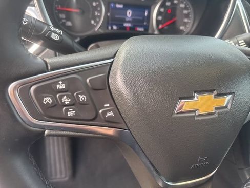 Used 2024 Chevrolet Equinox LT AWD/4WD image 14
