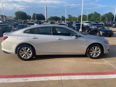 Used 2020 Chevrolet Malibu LT FWD image 5