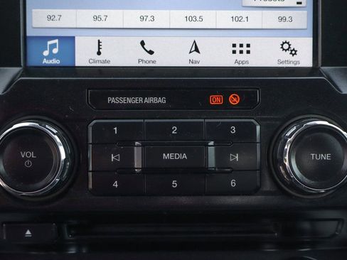 Used 2017 Ford F350 Lariat w/ Chrome Package image 30