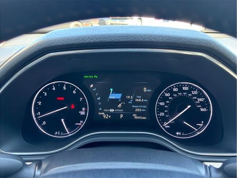 Used 2019 Toyota Avalon Limited w/ Advanced Safety Package image 25