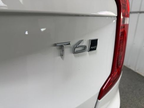 Used 2018 Volvo XC90 T6 Momentum w/ Convenience Package AWD/4WD image 33