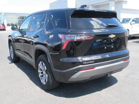 Certified 2026 Chevrolet Equinox LT w/ Convenience Package II FWD image 7