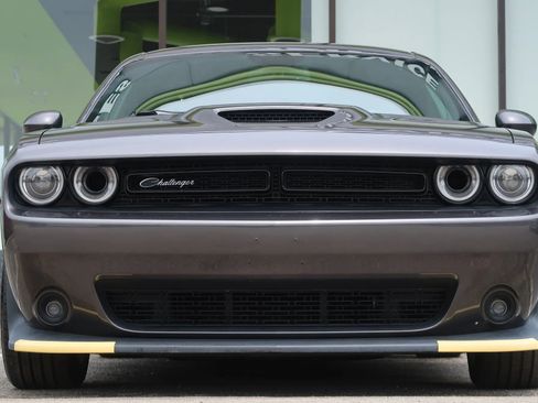 Used 2020 Dodge Challenger R/T Scat Pack RWD image 3