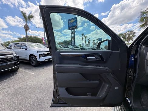 New 2026 Chevrolet Tahoe High Country AWD/4WD image 29