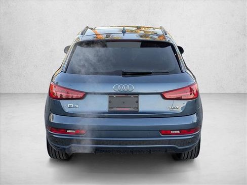 Used 2017 Audi Q3 2.0T Prestige w/ Prestige Package image 7