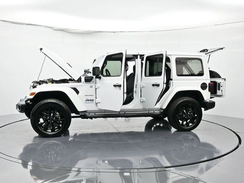 Used 2024 Jeep Wrangler Unlimited Sahara w/ Safety Group image 49