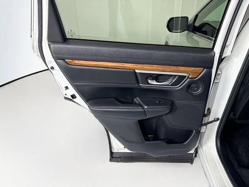 Used 2019 Honda CR-V Touring image 26