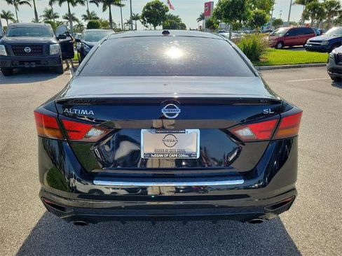 Certified 2022 Nissan Altima 2.5 SL image 6