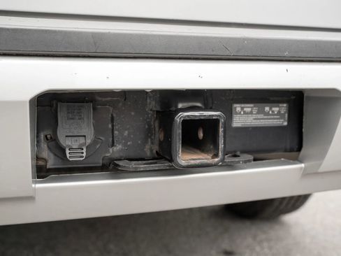 Used 2019 Chevrolet Suburban LT RWD image 33