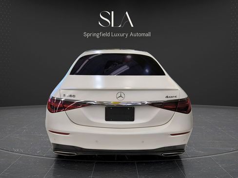 Used 2022 Mercedes-Benz S 580 4MATIC Sedan w/ AMG Line Package image 6