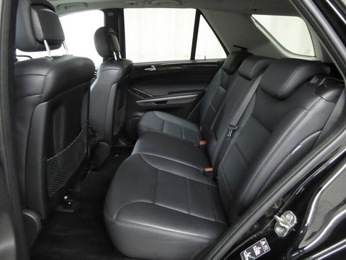Used 2010 Mercedes-Benz ML 350 4MATIC image 25