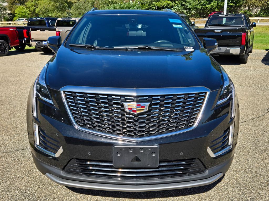 Used 2023 Cadillac XT5 Premium Luxury w/ Technology Package AWD/4WD image 9