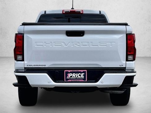 Used 2024 Chevrolet Colorado LT w/ LT Convenience Package II RWD image 4