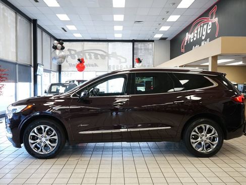 Used 2021 Buick Enclave Avenir w/ Avenir Technology Package AWD/4WD image 3