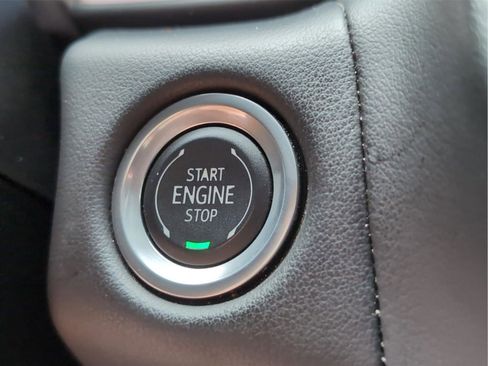 Used 2024 Chevrolet Suburban Premier RWD image 20