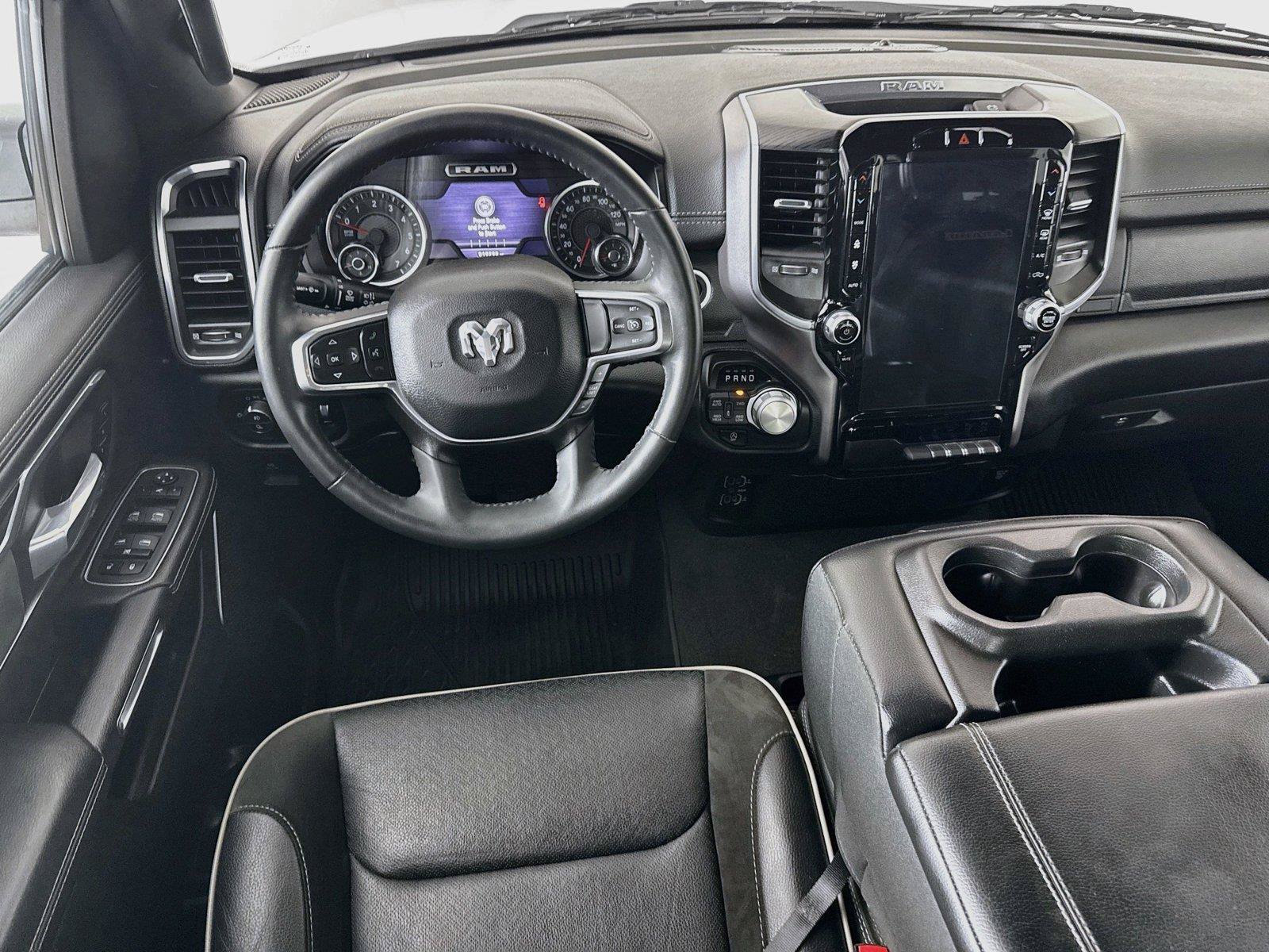 Used 2024 RAM 1500 Laramie AWD/4WD image 2
