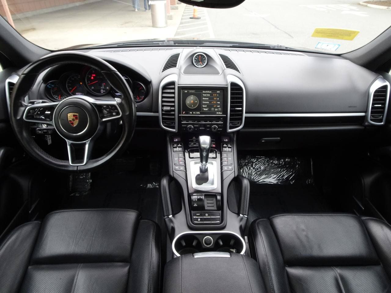 Used 2016 Porsche Cayenne AWD/4WD image 16