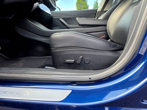 Used 2018 Tesla Model 3 Long Range AWD/4WD image 46