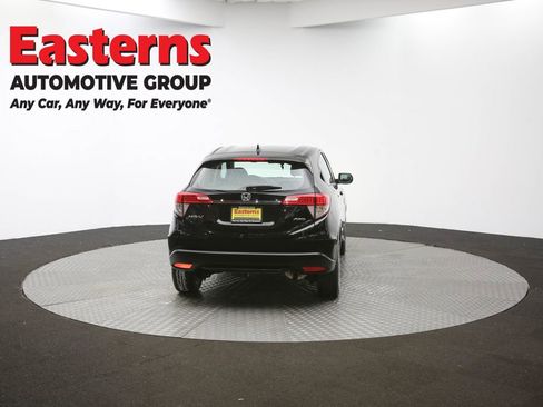 Used 2019 Honda HR-V LX image 35