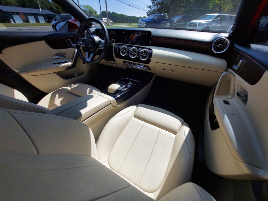 Used 2019 Mercedes-Benz A 220 4MATIC image 11
