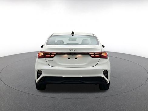 Used 2024 Kia Forte LXS FWD image 8