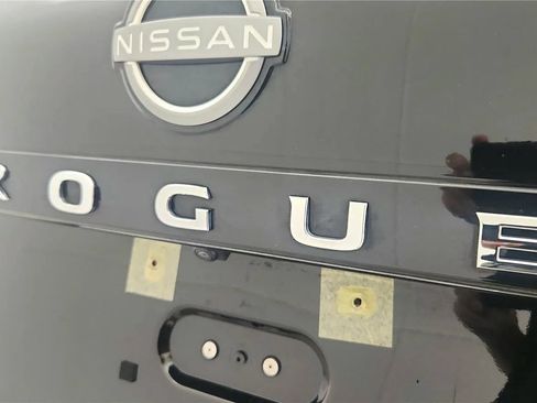 Used 2023 Nissan Rogue SV AWD/4WD image 36