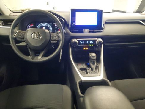 Used 2024 Toyota RAV4 LE image 9