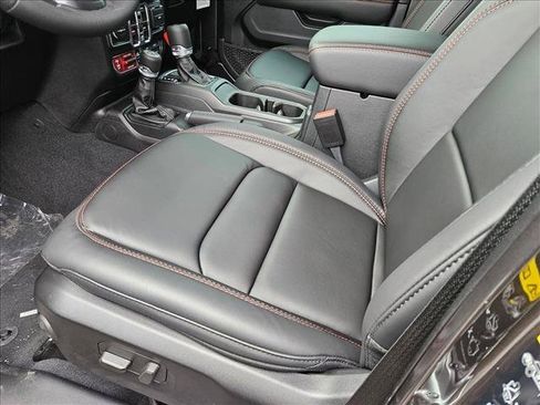 New 2026 Jeep Gladiator Rubicon AWD/4WD image 4
