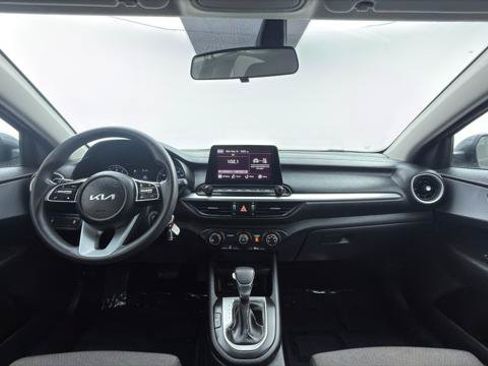 Used 2023 Kia Forte LXS FWD image 26