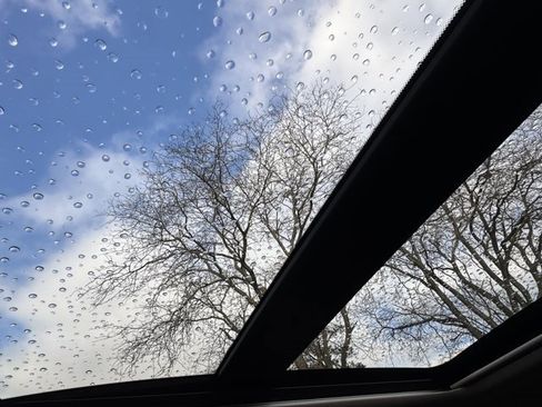 Used 2023 Nissan Rogue SV w/ SV Premium B Package image 26