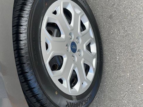 Used 2012 Ford Focus SE image 18