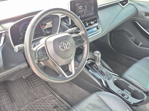 Used 2025 Toyota Corolla XSE FWD image 10