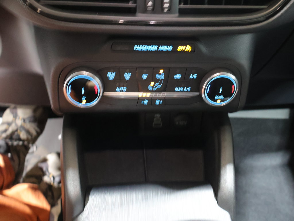 Used 2025 Ford Escape ST-Line AWD/4WD image 28