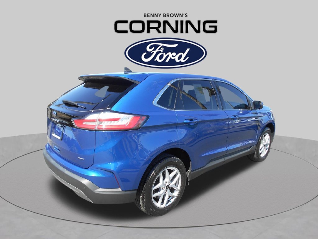 Certified 2024 Ford Edge SEL w/ Convenience Package AWD/4WD image 4