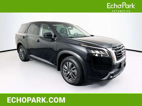 Used 2024 Nissan Pathfinder S w/ Cargo Package AWD/4WD image 1