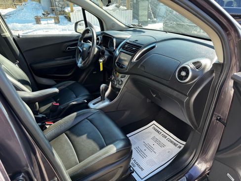 Used 2016 Chevrolet Trax LTZ AWD/4WD image 22