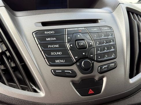 Used 2015 Ford Transit 250 138 w/ Interior Upgrade Package RWD image 22
