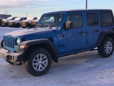 Certified 2023 Jeep Wrangler Sport S image 4