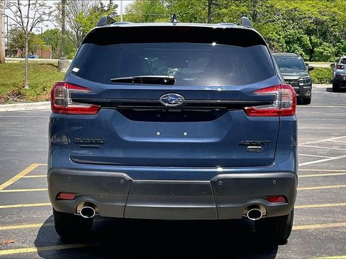 Used 2023 Subaru Ascent Onyx Edition AWD/4WD image 3