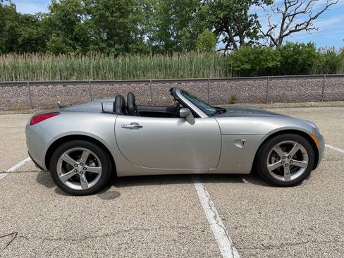 Used 2007 Pontiac Solstice GXP w/ Premium Package RWD image 27