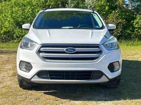 Used 2019 Ford Escape SEL AWD/4WD image 2