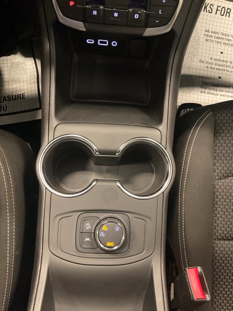 Used 2024 GMC Terrain SLE AWD/4WD image 27
